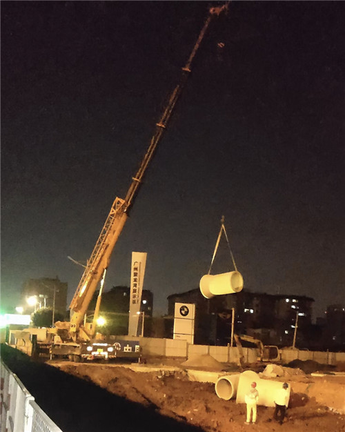 浙江“弯臂矫正”—— 吊车的 “形变补偿” 技术